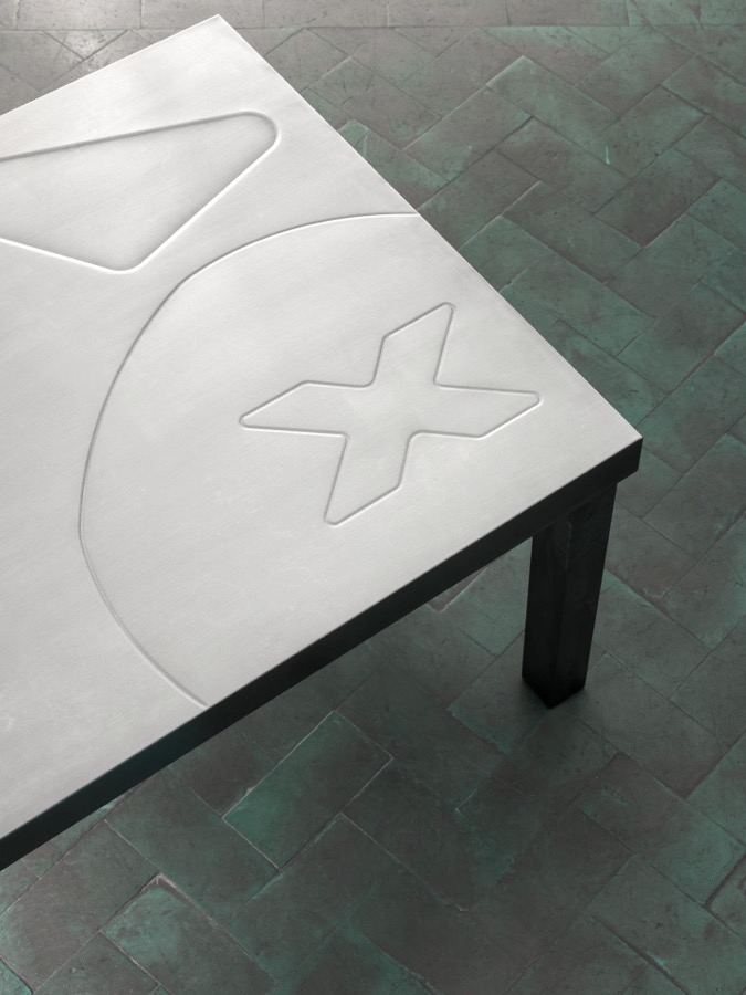 top detail of engraved inohx workstation surface